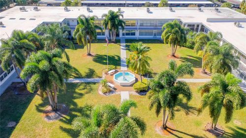 227-3100 Hartford St N, St Petersburg, FL, 33713-2435 | Card Image