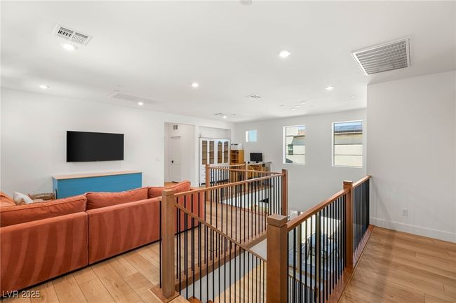 2578 Skylark Trail Street, House other with 4 bedrooms, 4 bathrooms and null parking in Henderson NV | Image 19