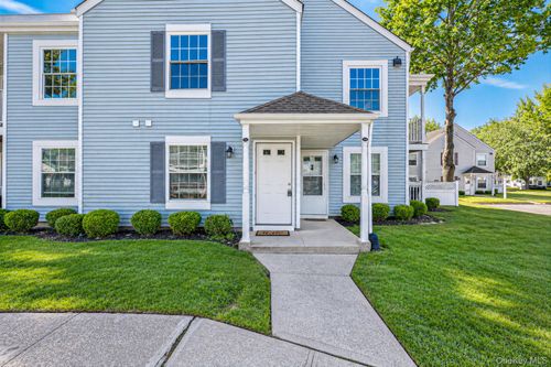 147-147 Fairview Circle, Brookhaven, NY, 11953 | Card Image