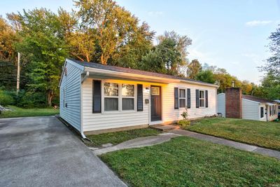 4325 Meadowridge Road, House other with 3 bedrooms, 1 bathrooms and null parking in Evansville IN | Image 2