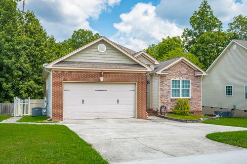 8445 Standifer Gap Rd, Chattanooga, TN, 37421-1315 | Card Image