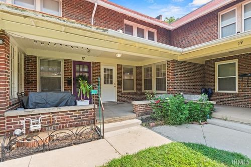 18-327 N 10th St, Richmond, IN, 47374-3184 | Card Image