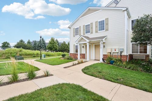 unit-m-124 Bertram Dr, Yorkville, IL, 60560-6019 | Card Image