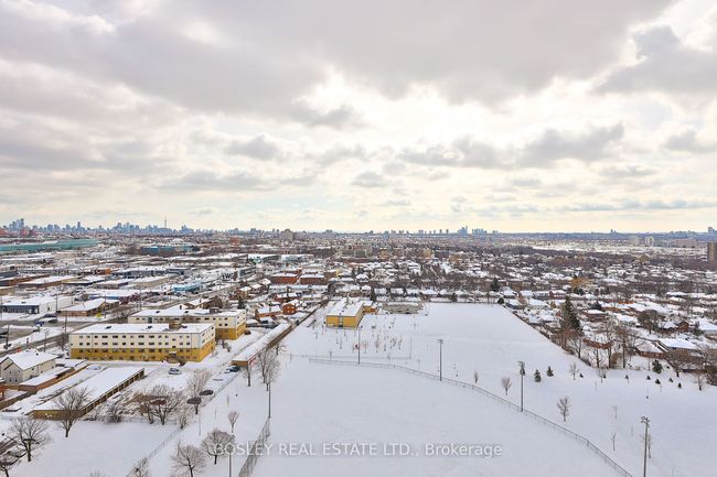 2109 - 1461 Lawrence Ave W, Condo with 3 bedrooms, 3 bathrooms and null parking in Toronto ON | Image 38
