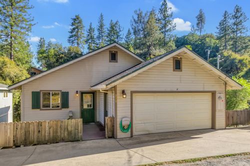 230 Rising Sun Rd, Colfax, CA, 95713 | Card Image