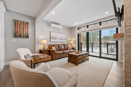 unit-252-243 Skimobile Rd, North Conway, NH, 03860-3203 | Card Image