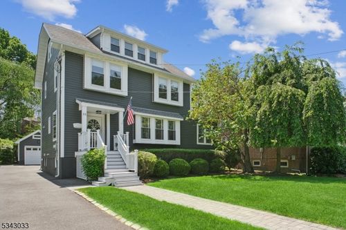 22 Salter Pl, Maplewood, NJ, 07040-2630 | Card Image