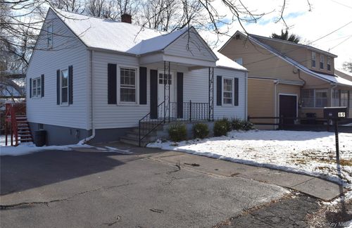 69 Melrose Ave, New Windsor, NY, 12553-6517 | Card Image