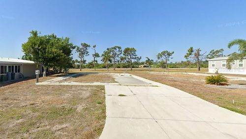 7560 Banner Ave, PORT CHARLOTTE, FL, 33952 | Card Image