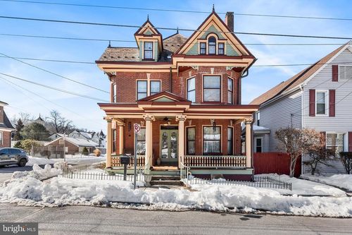 356 1st St, Slatington, PA, 18080-1807 | Card Image