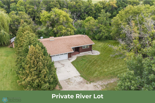 106 Brooktree Park, Harwood, ND, 58042-4303 | Card Image