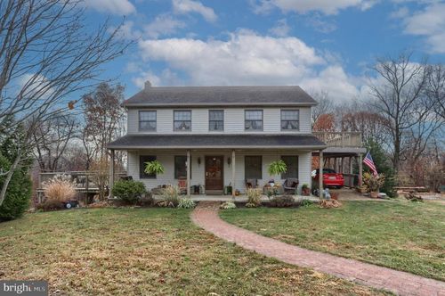 42 Harold Circle, BERNVILLE, PA, 19506 | Card Image