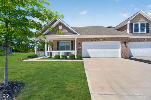 9073 Lieven St, Avon, IN, 46123-5556 | Card Image