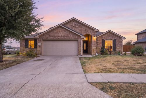 112 Oak Meadow Trl, Mcgregor, TX, 76657-4134 | Card Image