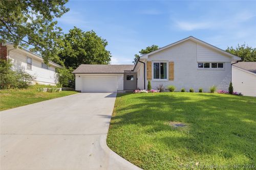 5769 E 26th Pl, Tulsa, OK, 74114-5107 | Card Image