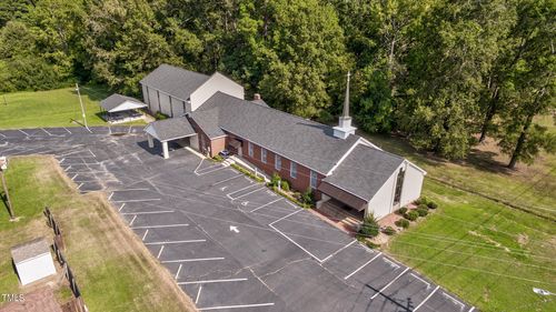 1452 1st Street Ext, Nashville, NC, 27856-9242 | Card Image