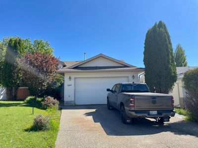 3109 46 Ave, House detached with 4 bedrooms, 3 bathrooms and 2 parking in Athabasca AB | Image 1