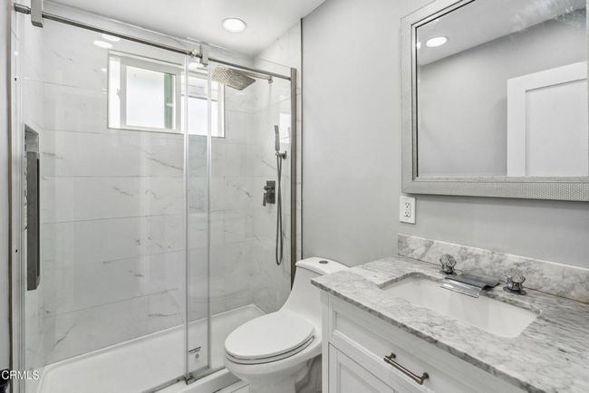 18_bathroom1 | Image 18
