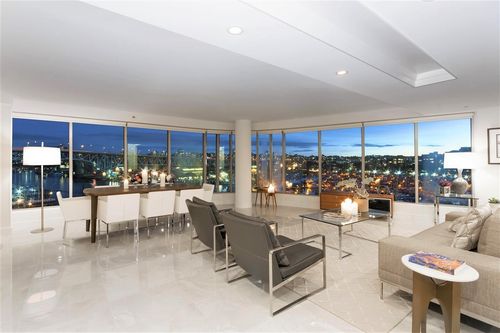 701-1012 Beach Ave, Vancouver, BC, V6E1T7 | Card Image