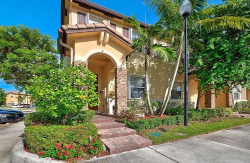 9125 Sw 227th St, Cutler Bay, FL, 33190-1856 | Card Image