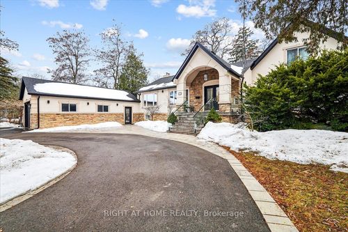 2090 Stonehouse Crescent, Mississauga, ON, L5H3J1 | Card Image