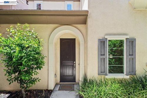 3373 Araldi Ln, Dublin, CA, 94568-7485 | Card Image
