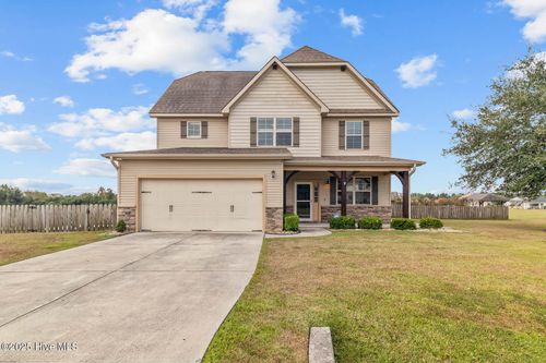 174 River Winding Rd, Jacksonville, NC, 28540-9393 | Card Image