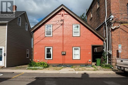 27/29 Dorchester St, Charlottetown, PE, C1A1C5 | Card Image