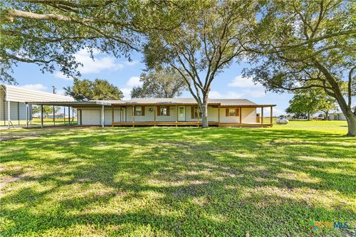 725 County Road 428, Lolita, TX, 77971 | Card Image