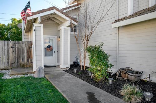 2410 Inverness Drive, Lincoln, CA, 95648 | Card Image