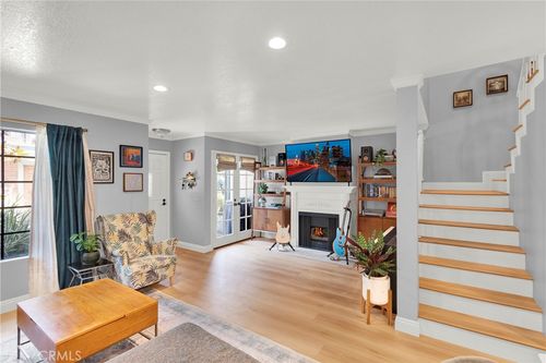 5737 Monte Vista, Los Angeles, CA, 90042 | Card Image