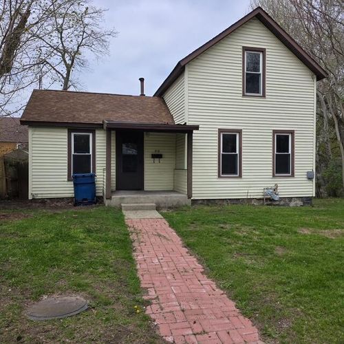 519 S Union St, Hart, MI, 49420-1368 | Card Image