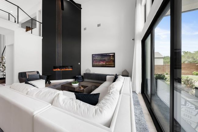 7612 Ecureil Dr, House other with 6 bedrooms, 4 bathrooms and 5 parking in Austin TX | Image 8