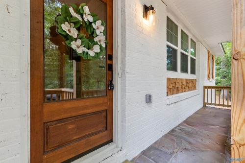 7916 Valley View Dr Se, Huntsville, AL, 35802-3102 | Card Image