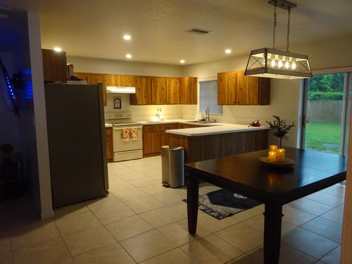 4958 Dolphin Dr, Lake Worth, FL, 33463-8125 | Card Image