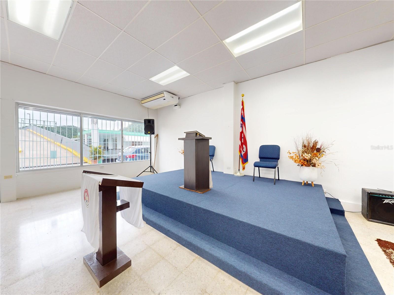 Commercial Sale in FLORIDA 4