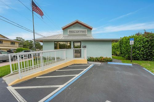 101 Se Martin Luther King Jr Blvd, Stuart, FL, 34994-3043 | Card Image