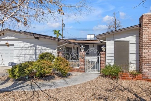 5198 Wilbur St, Las Vegas, NV, 89119-4832 | Card Image