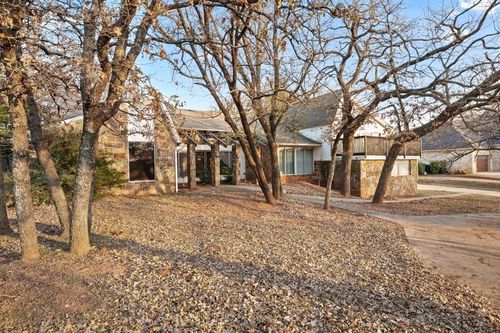 5408 N Stonewall Dr, Oklahoma City, OK, 73111-6656 | Card Image