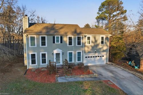 156 Cedar Bluff Ct, Thomasville, NC, 27360-9702 | Card Image