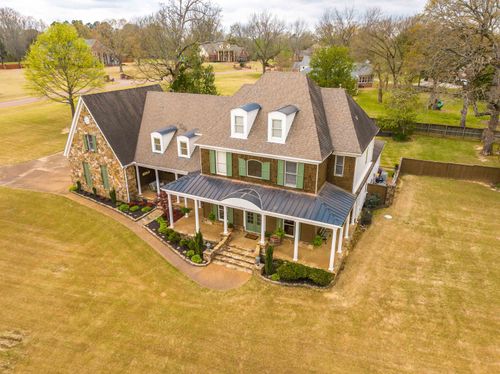 1245 Auburn Woods Dr, Collierville, TN, 38017-4854 | Card Image