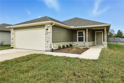 455 Rock Creek Dr, Tonganoxie, KS, 66086 | Card Image