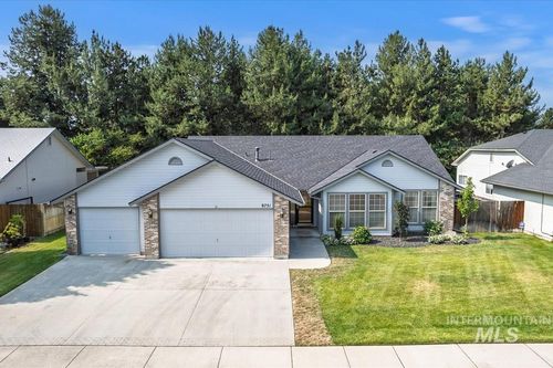 8751 W Atwater Dr, Garden City, ID, 83714-1800 | Card Image