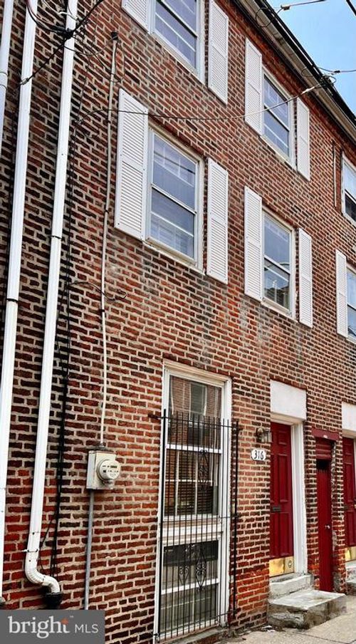 316 W Wildey St, PHILADELPHIA, PA, 19123-2225 | Card Image
