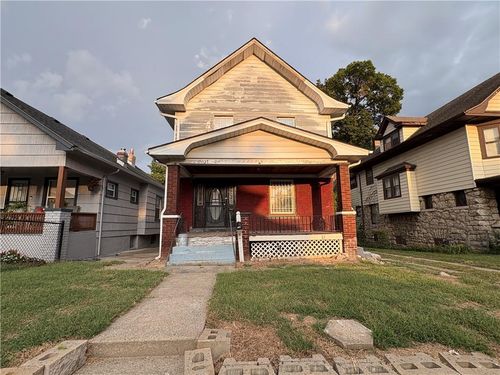 137 N White Ave, Kansas City, MO, 64123-1549 | Card Image