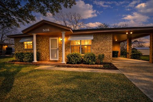 508 Mahan St, Wharton, TX, 77488-4352 | Card Image