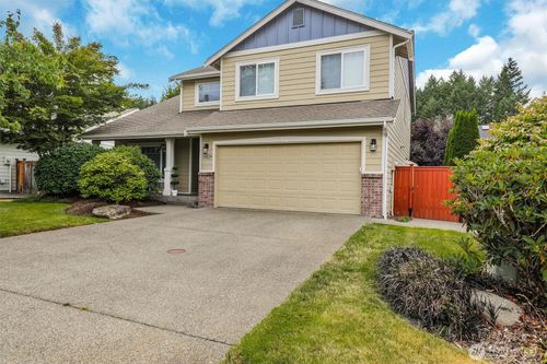 18824 Silver Creek Ave E, Puyallup, WA, 98375-6112 | Card Image