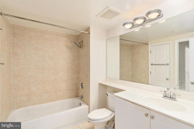 APT-1418 - 851 N Glebe Rd, Condo with 1 bedrooms, 1 bathrooms and null parking in ARLINGTON VA | Image 17