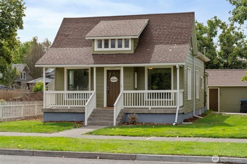 153 W Chestnut St, Walla Walla, WA, 99362-4054 | Card Image