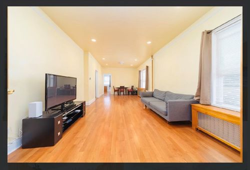 152 Roosevelt Ave, Flushing, NY, 11354-4938 | Card Image